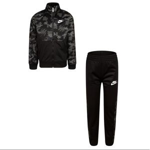 Nike boy camouflage pants set 2023